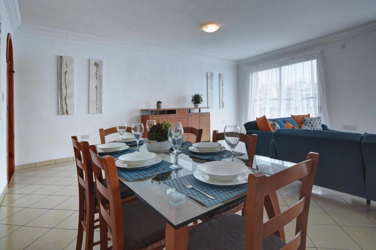 Morina Court - St Julians Seaside Bliss Apartments And Penthouse By Shortletsmalta Saint Julian's エクステリア 写真